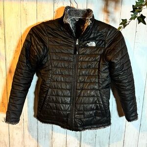 The north face girls size large 14/16 black double sided puffer jacket